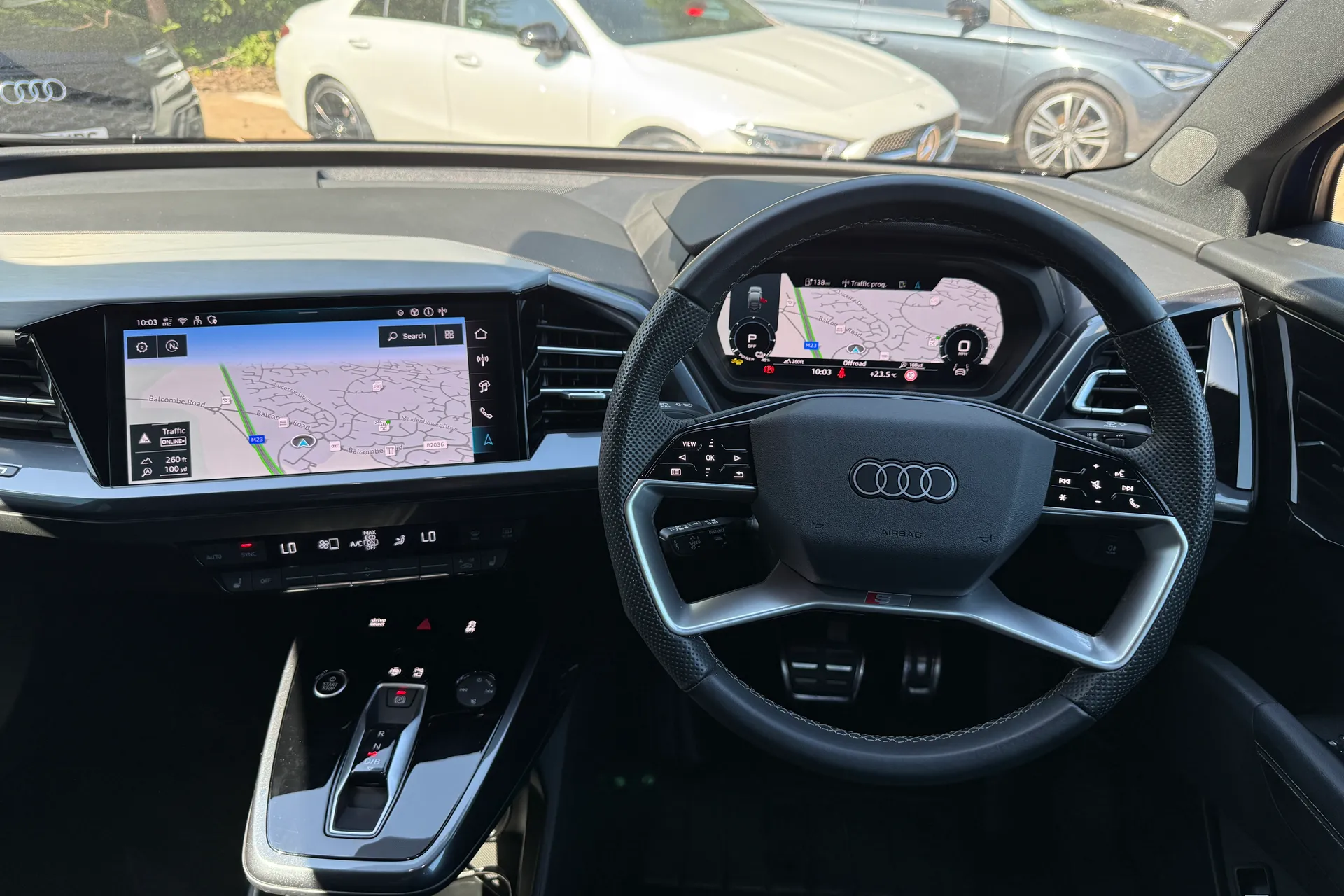 Audi Q4 thumbnail image number 6