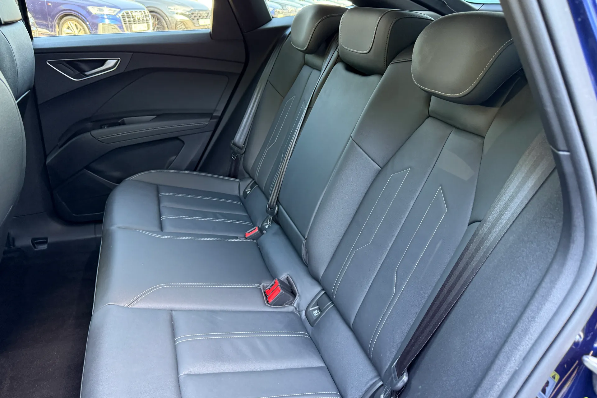 Audi Q4 thumbnail image number 47