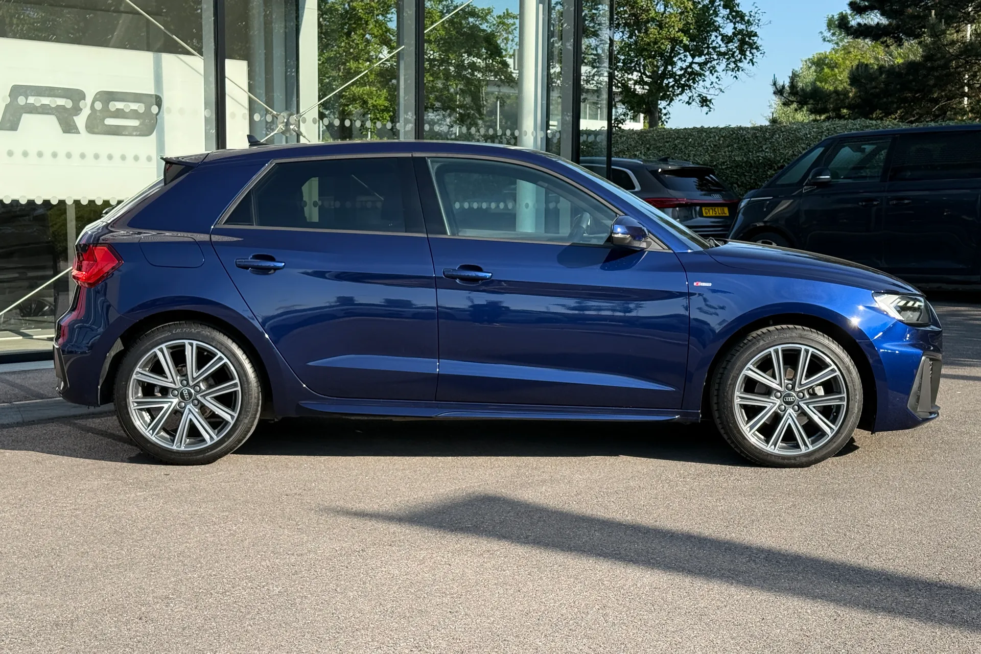 Audi A1 thumbnail image number 2