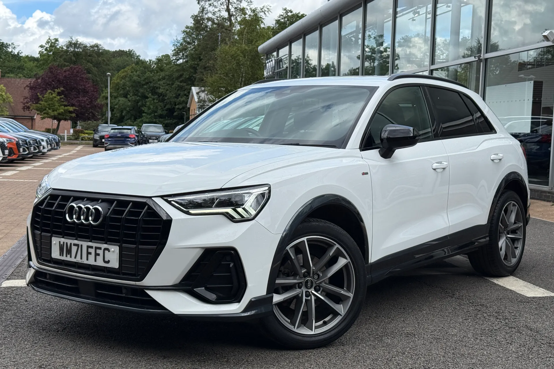 Audi Q3 thumbnail image number 54