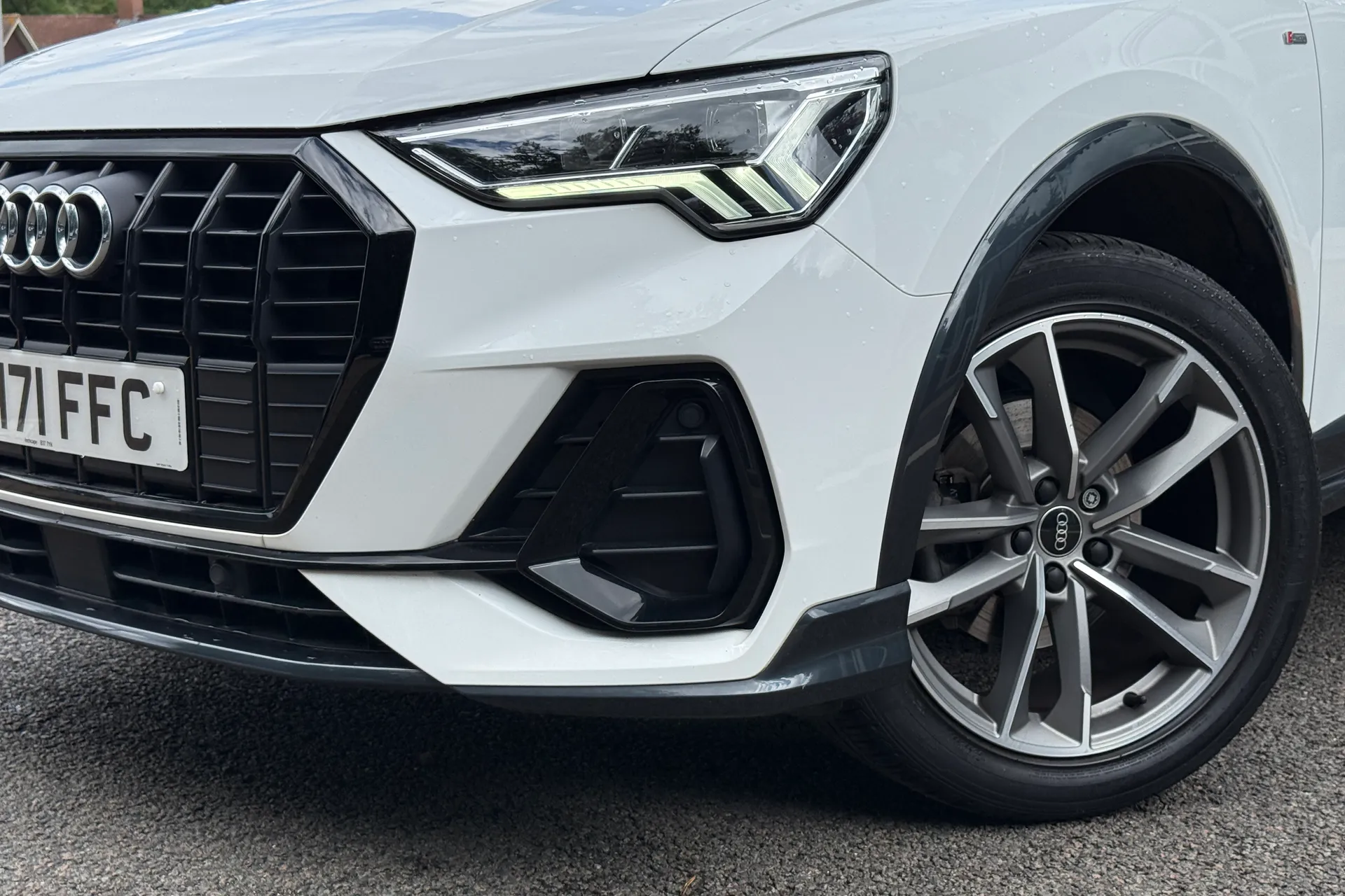 Audi Q3 thumbnail image number 55