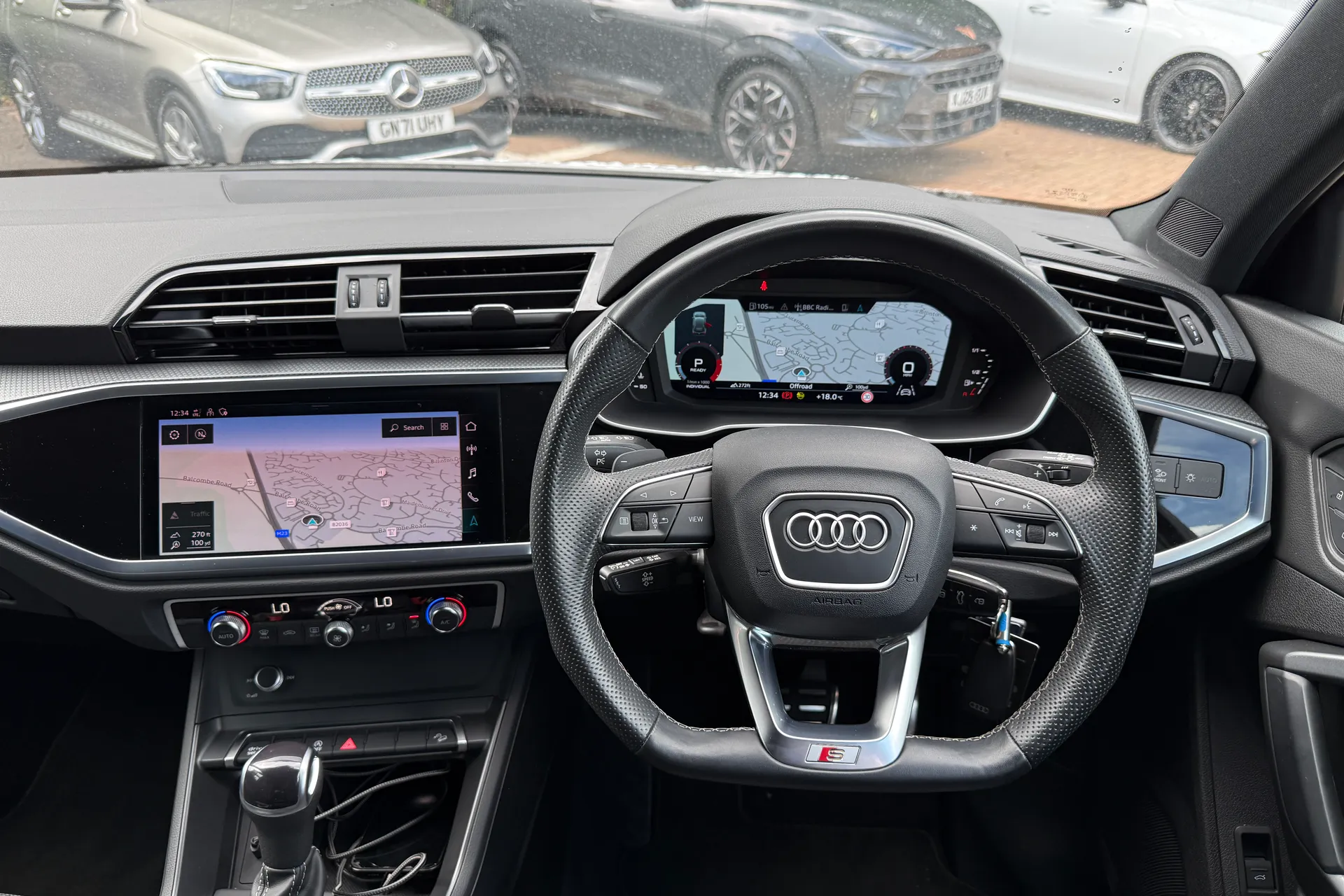 Audi Q3 thumbnail image number 5