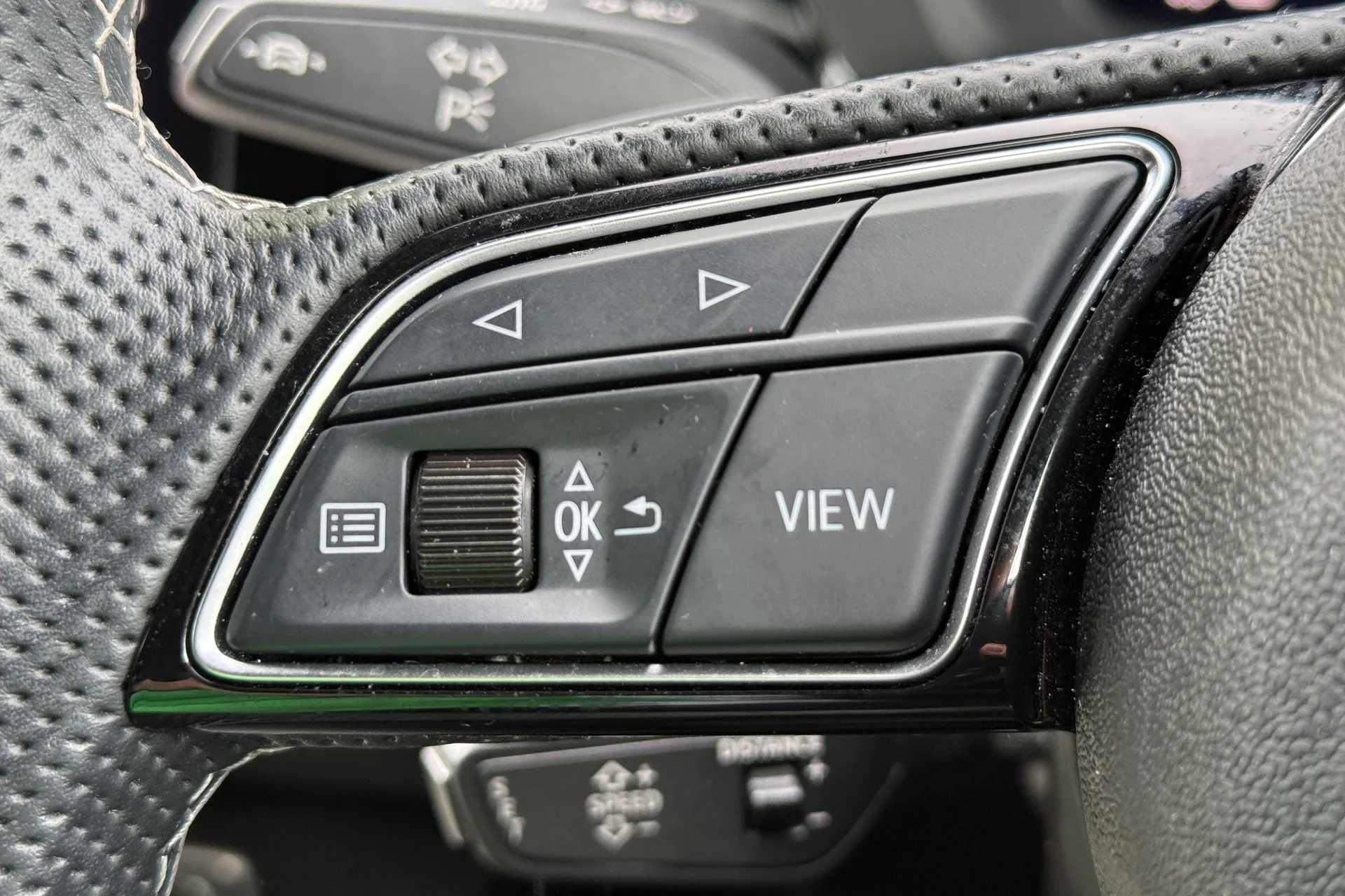 Audi A3 thumbnail image number 36