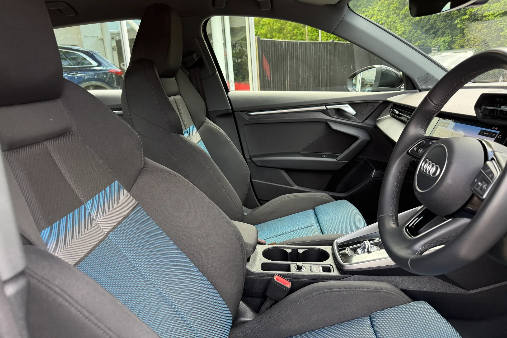 Audi A3 thumbnail image number 31