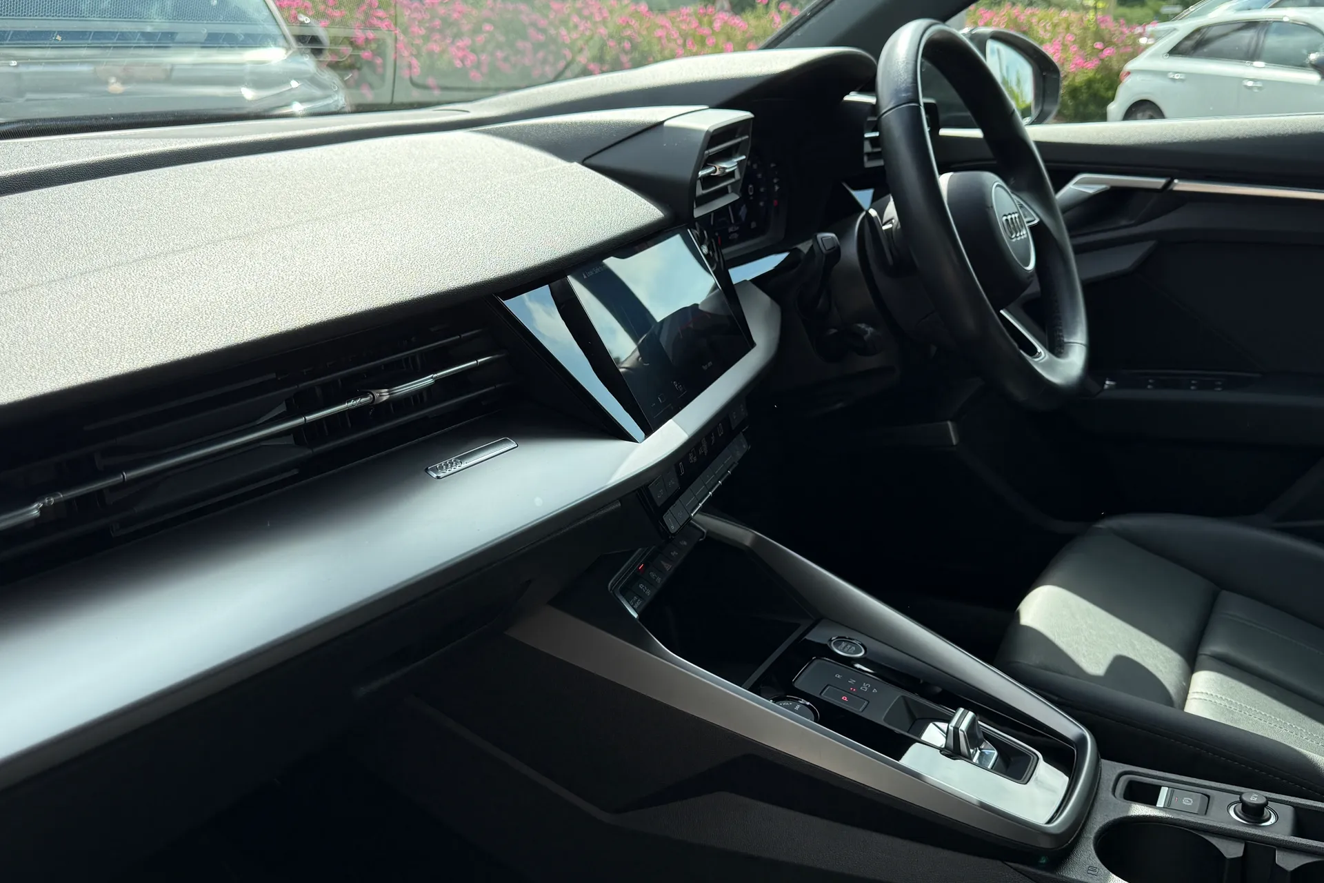 Audi A3 thumbnail image number 42
