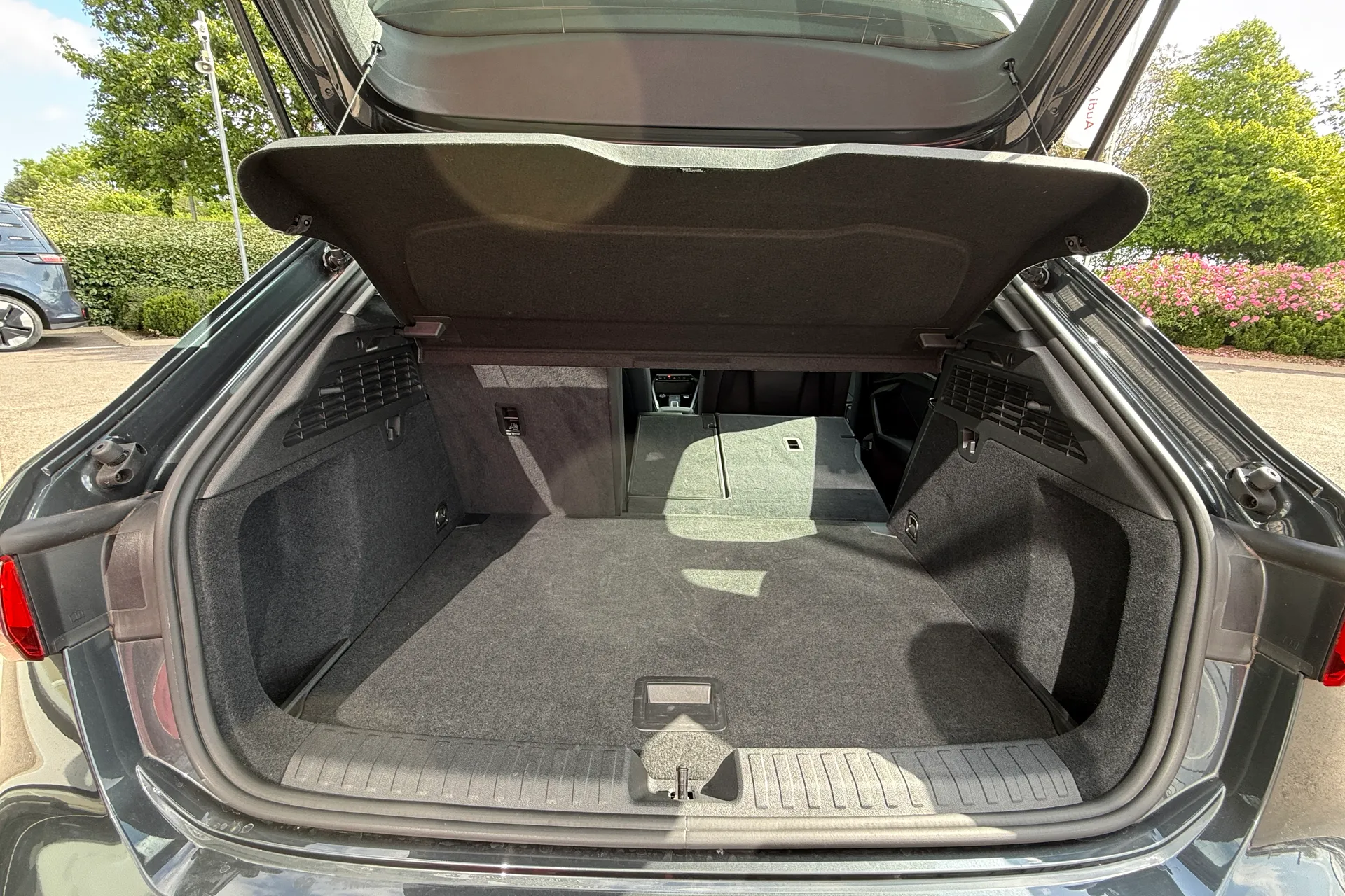 Audi A3 thumbnail image number 39