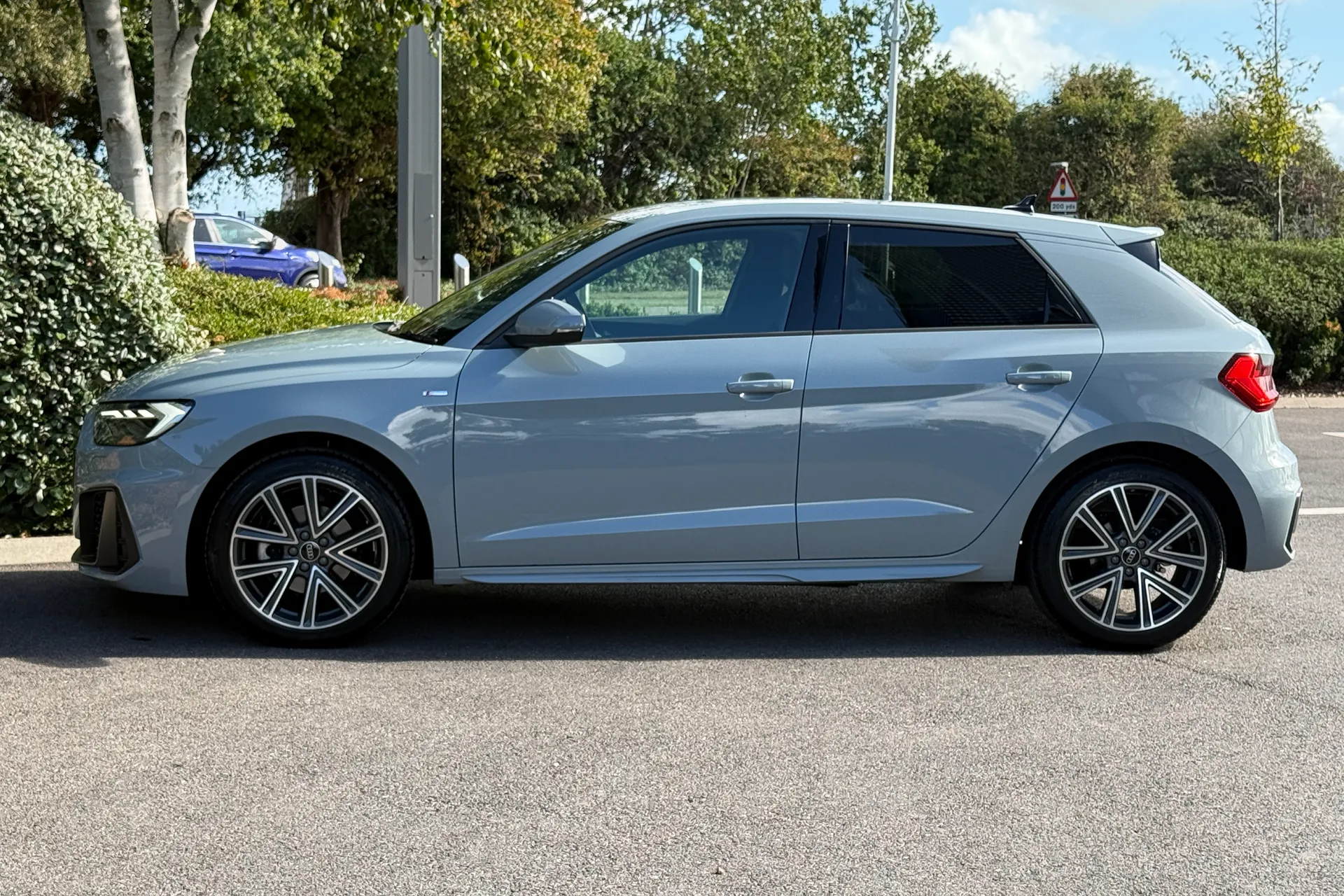Audi A1 thumbnail image number 2