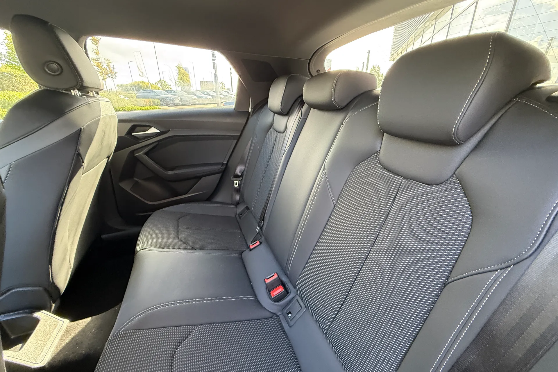 Audi A1 thumbnail image number 35