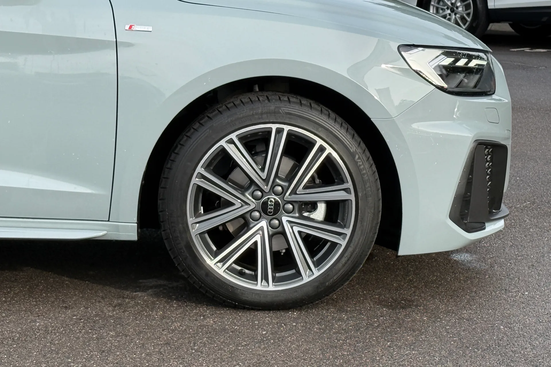 Audi A1 thumbnail image number 23