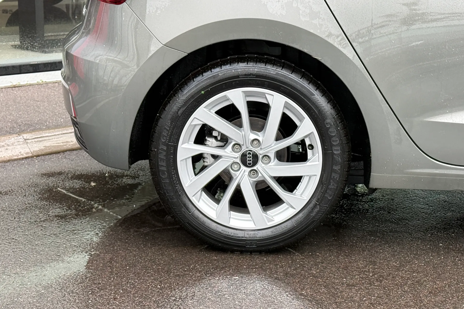 Audi A1 thumbnail image number 21