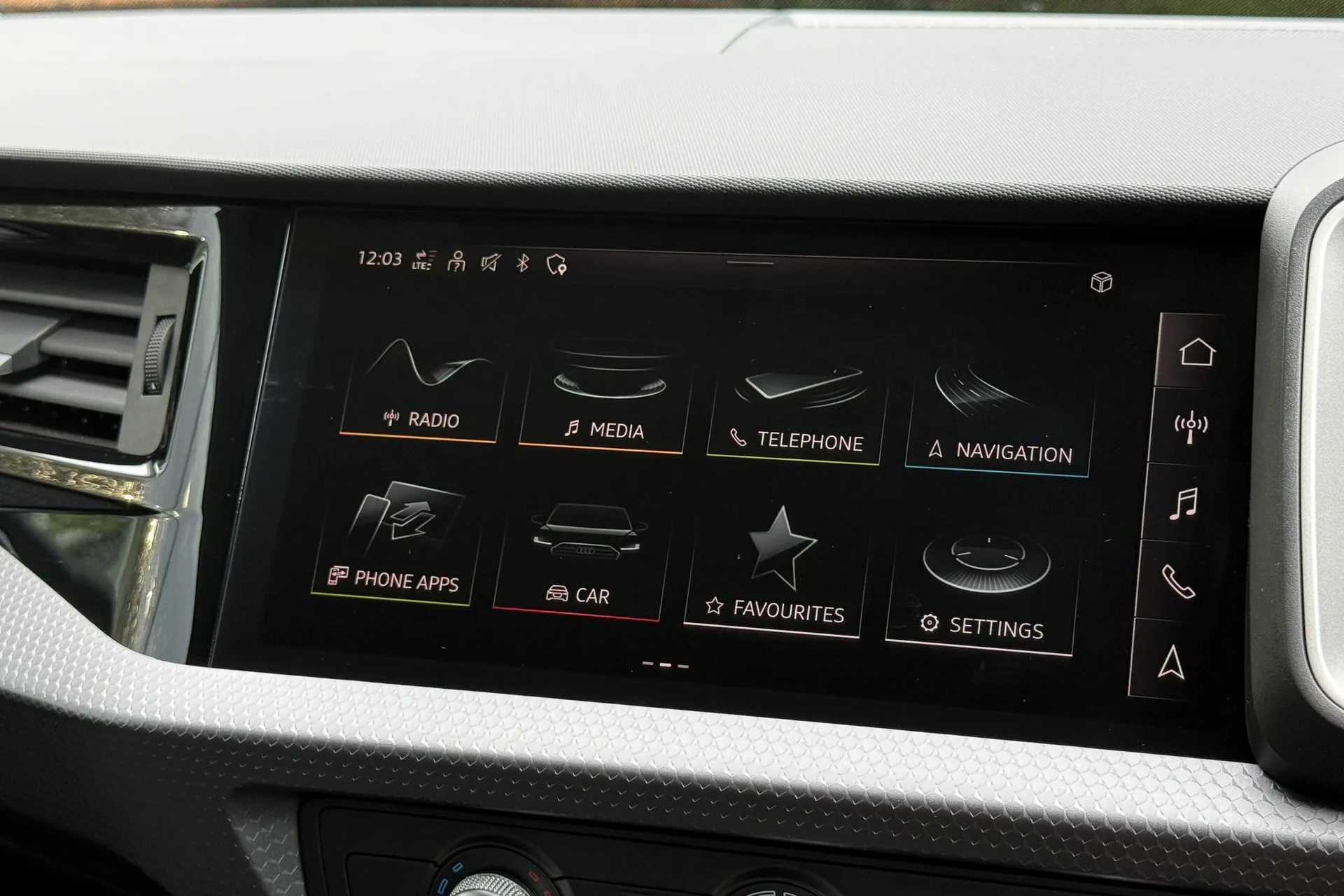 Audi A1 thumbnail image number 19