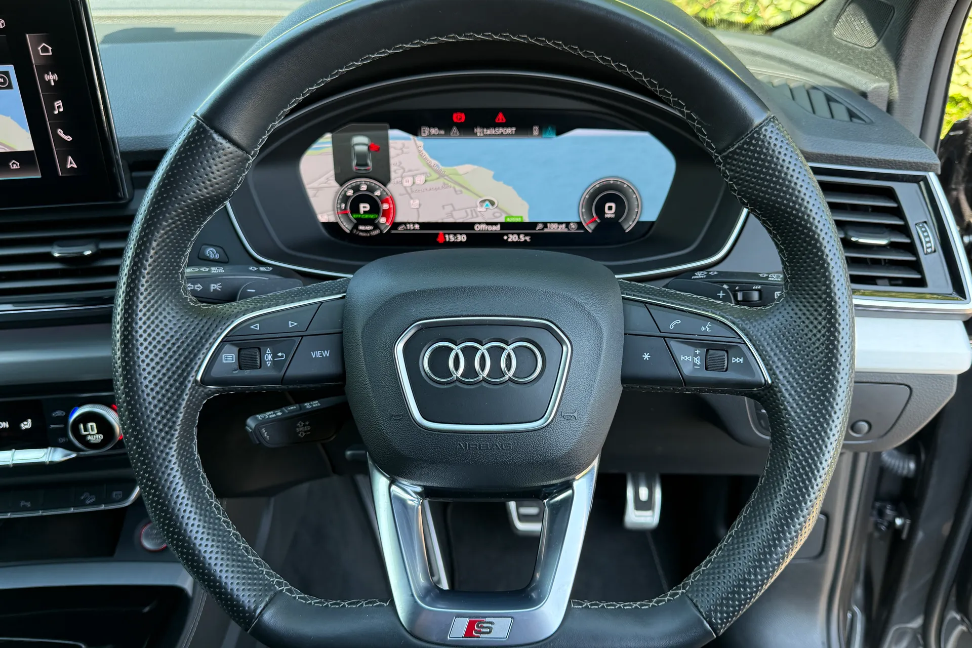 Audi Q5 thumbnail image number 14
