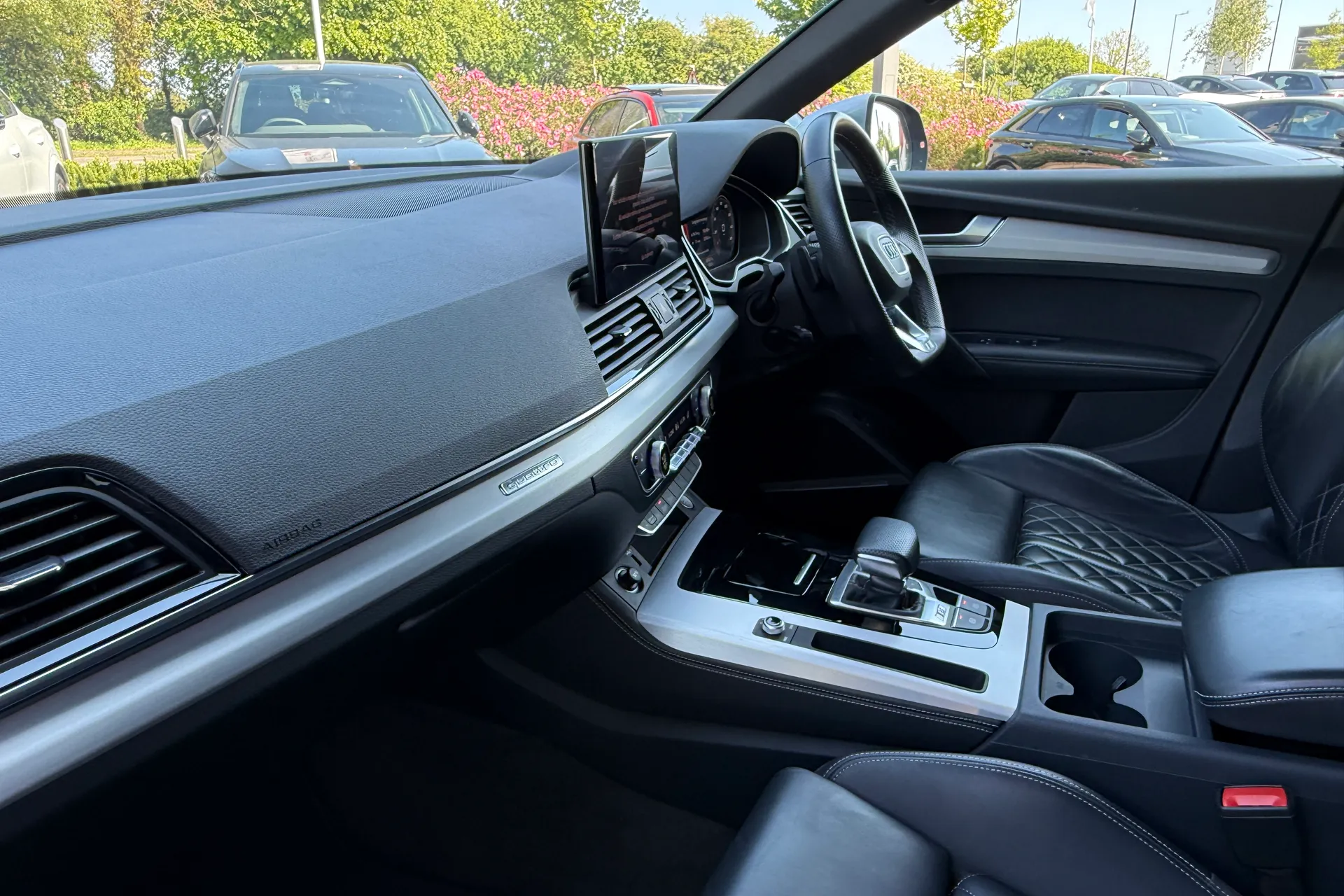 Audi Q5 thumbnail image number 16