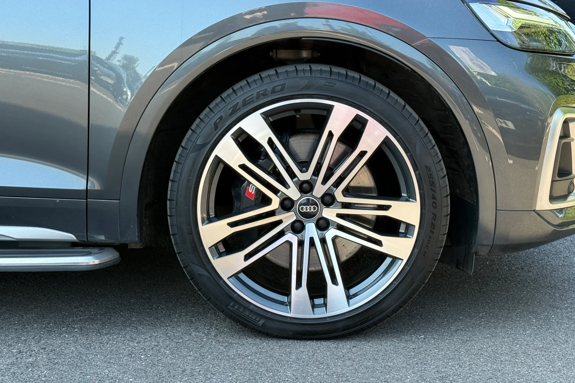 Audi Q5 thumbnail image number 19