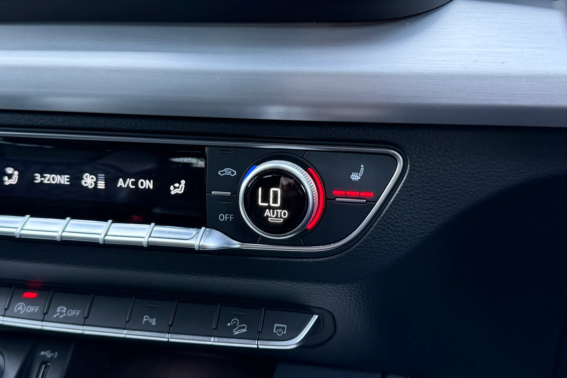 Audi Q5 thumbnail image number 42