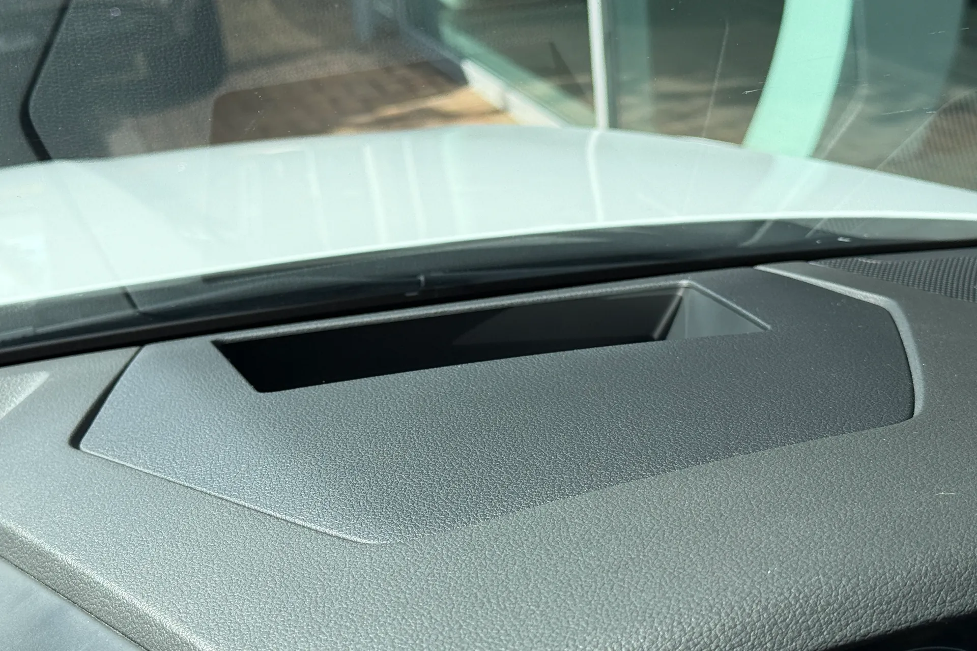 Audi e-tron thumbnail image number 62