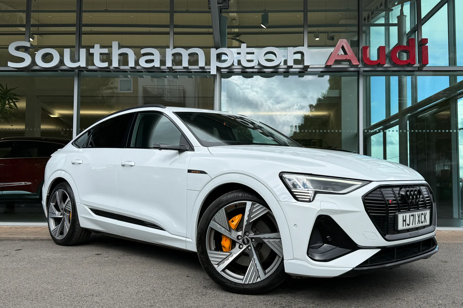 Audi e-tron focused image
