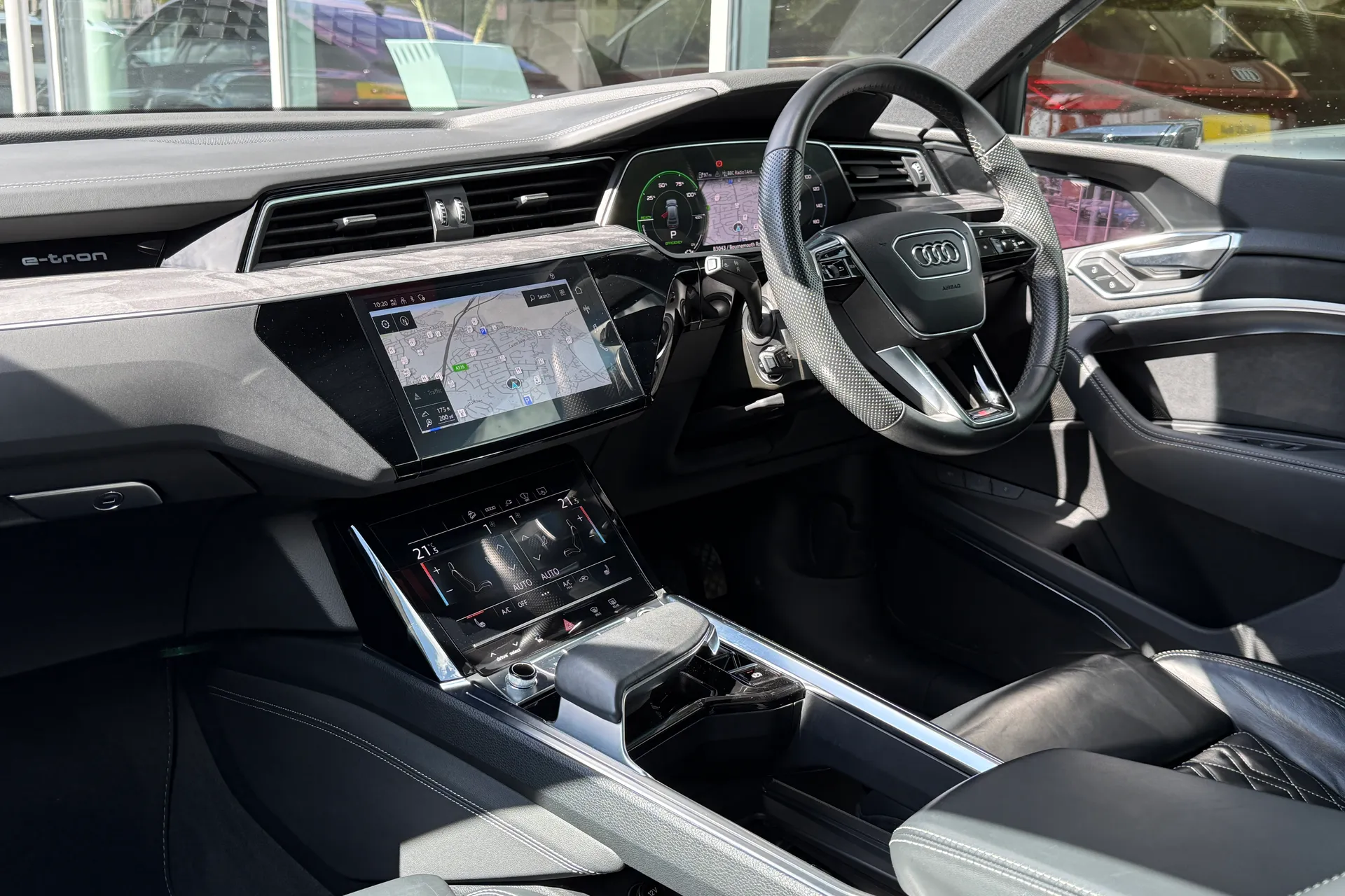 Audi e-tron thumbnail image number 57