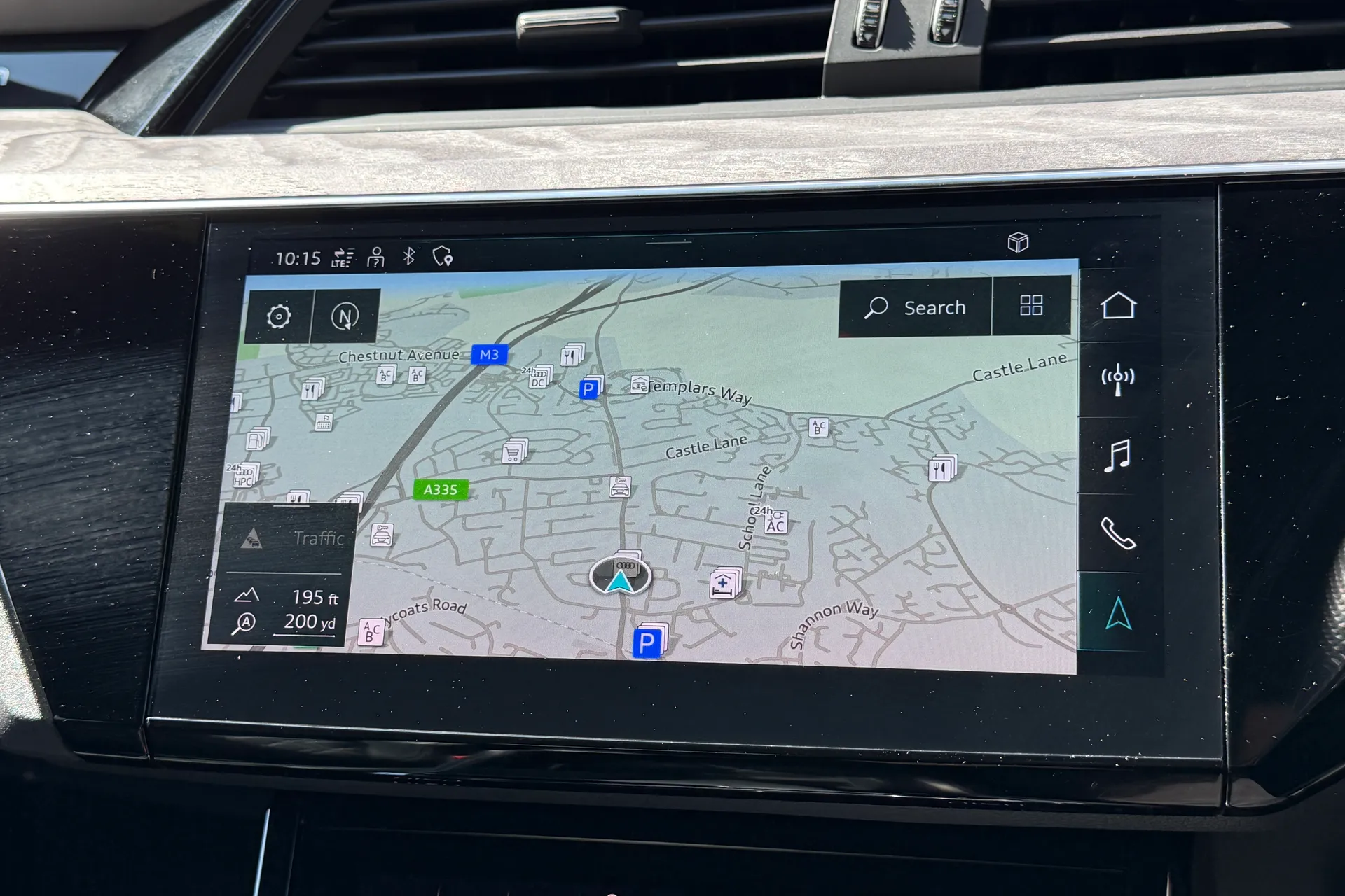 Audi e-tron thumbnail image number 4