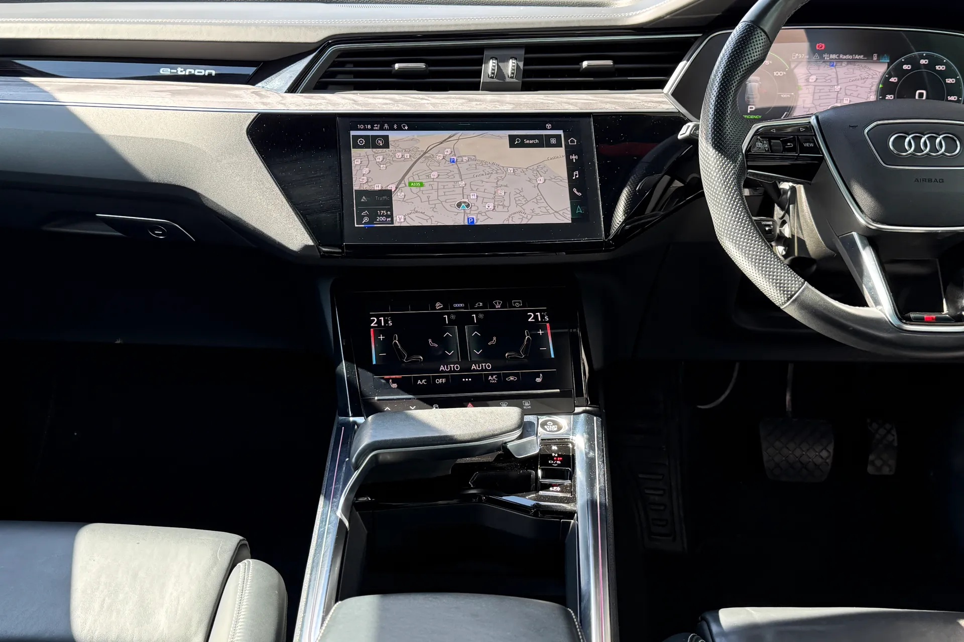 Audi e-tron thumbnail image number 46