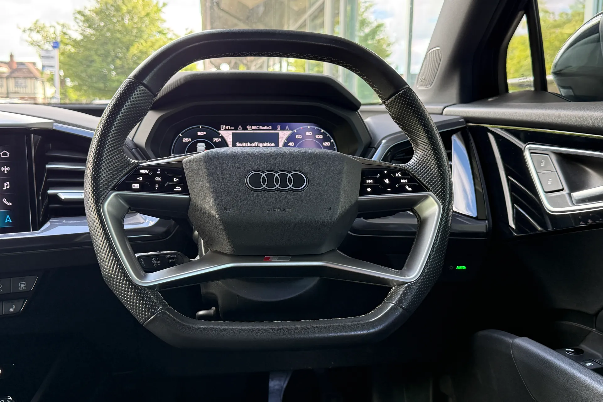 Audi Q4 thumbnail image number 42