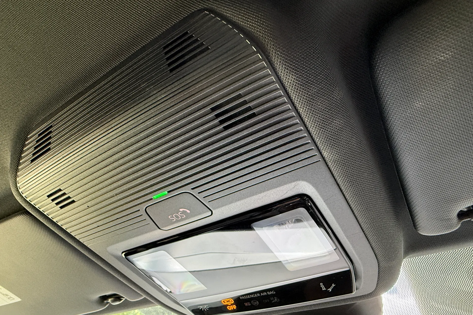Audi Q4 thumbnail image number 31