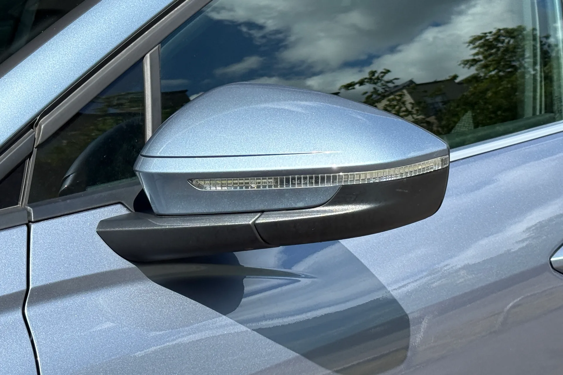 Audi Q4 thumbnail image number 57
