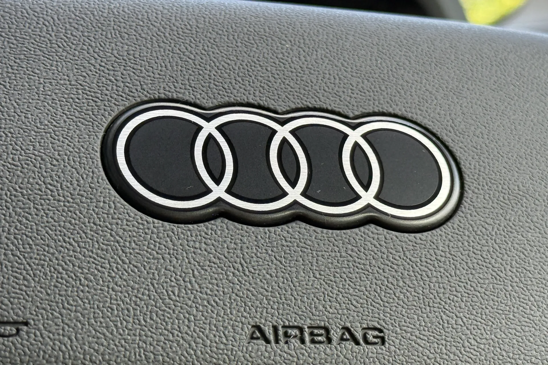 Audi Q4 thumbnail image number 60