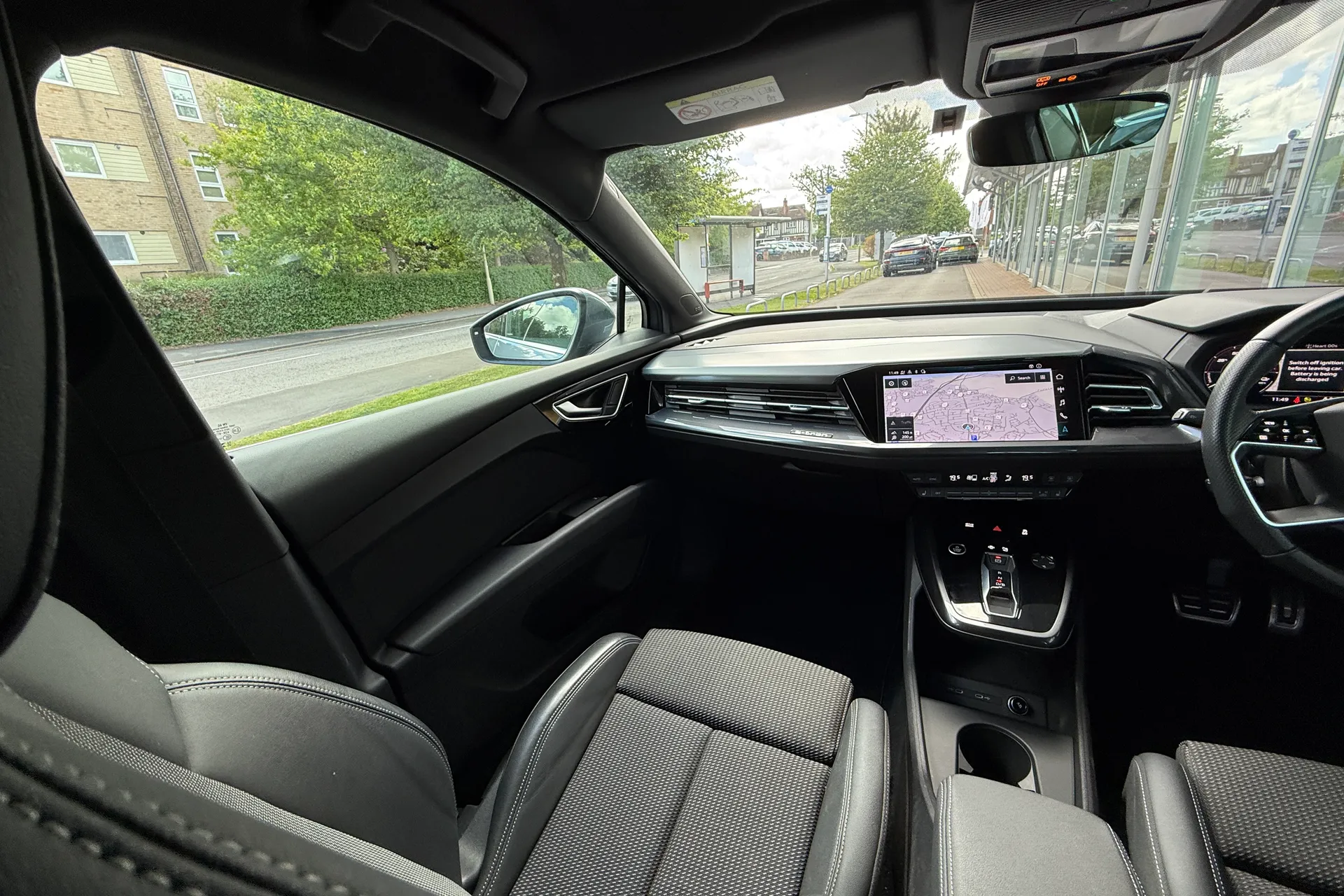 Audi Q4 thumbnail image number 43