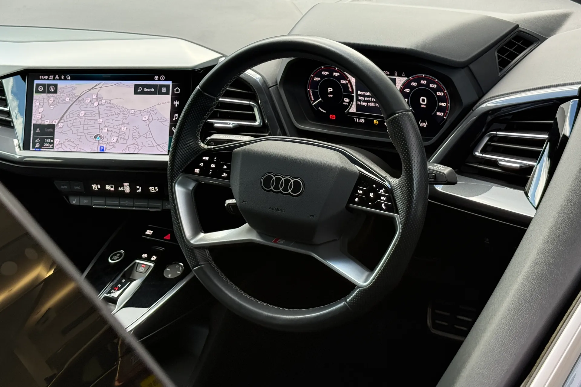 Audi Q4 thumbnail image number 33