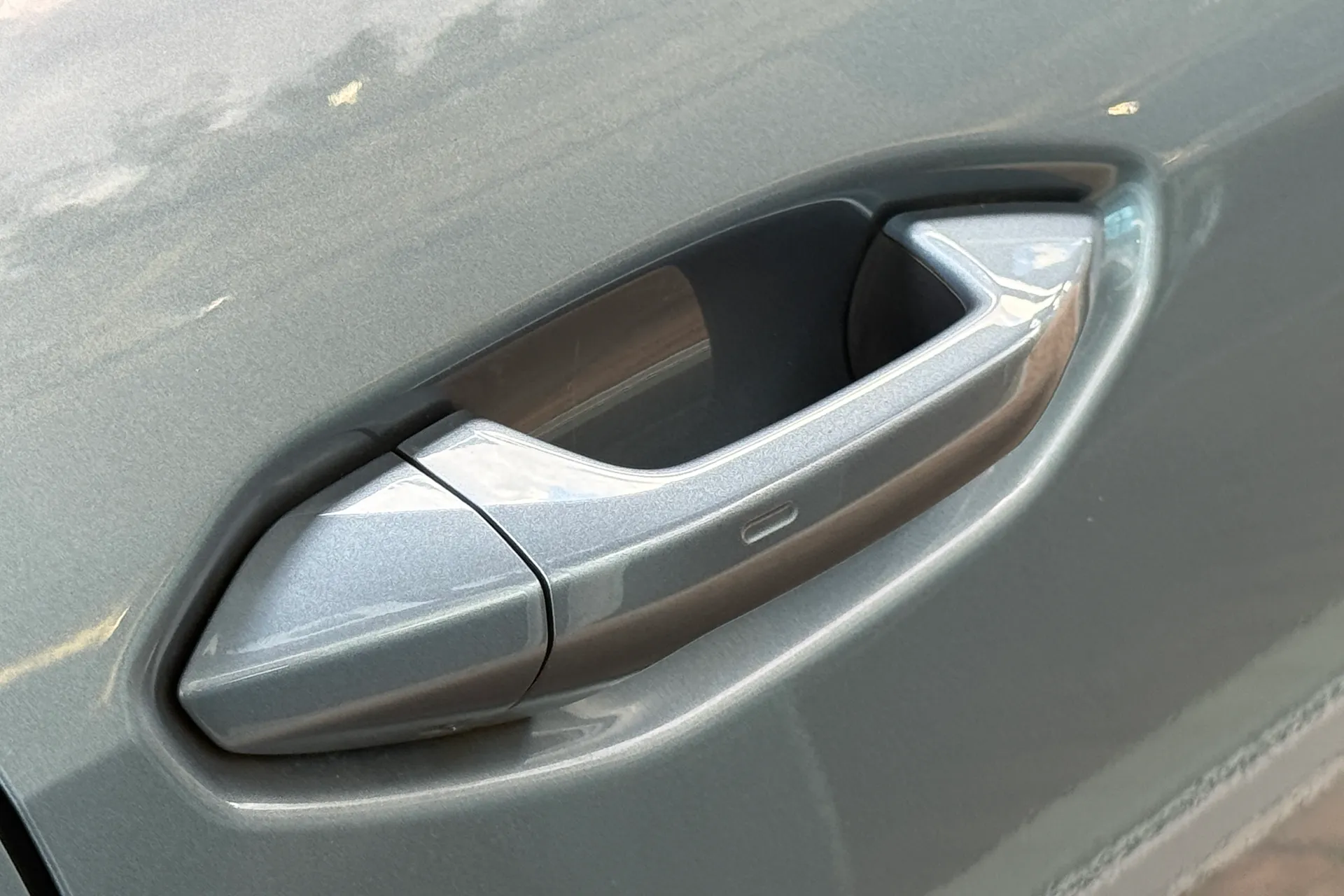 Audi Q4 thumbnail image number 35