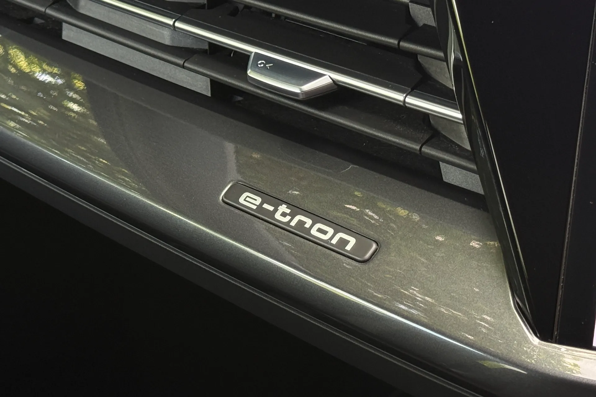 Audi Q4 thumbnail image number 26
