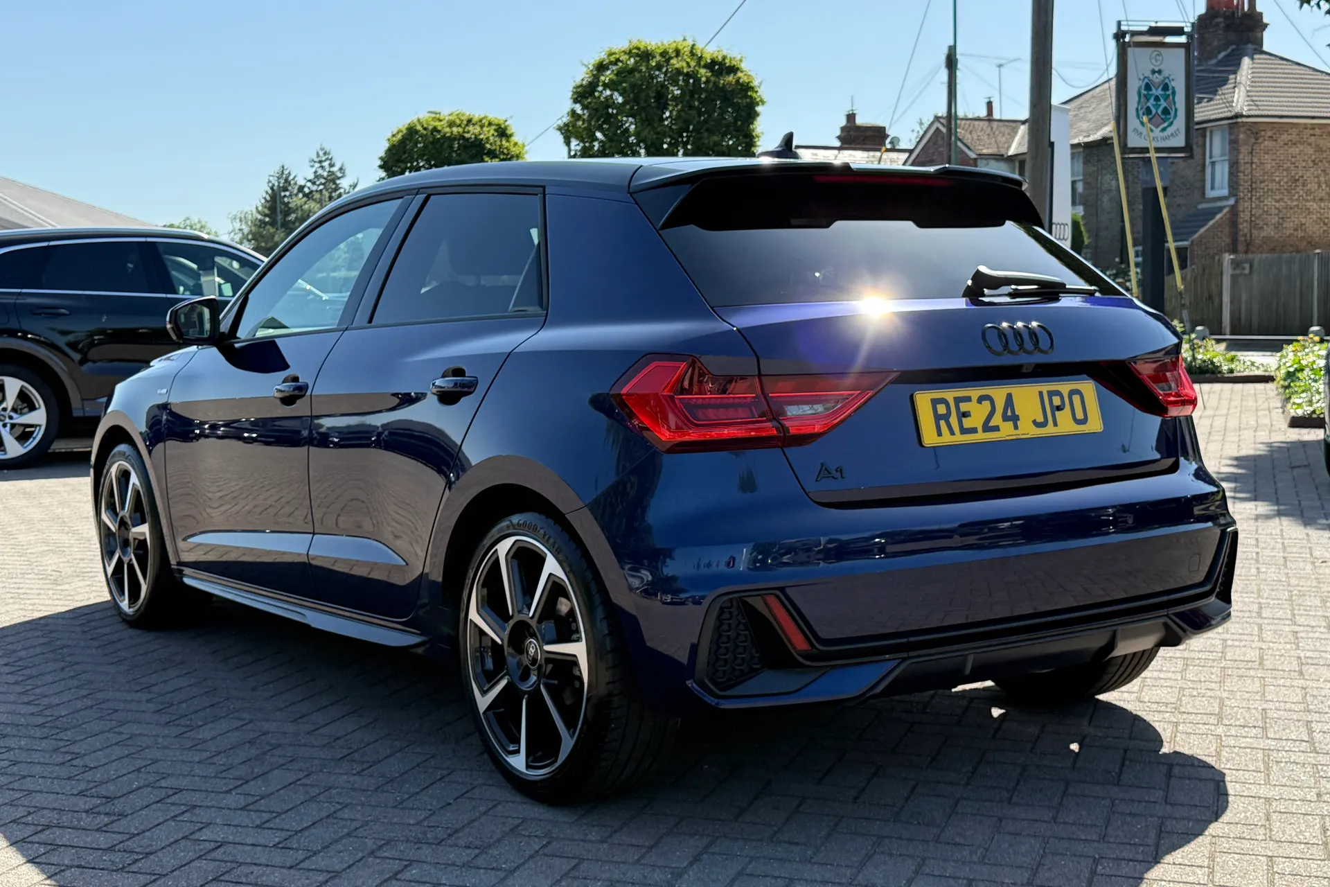 Audi A1 thumbnail image number 34