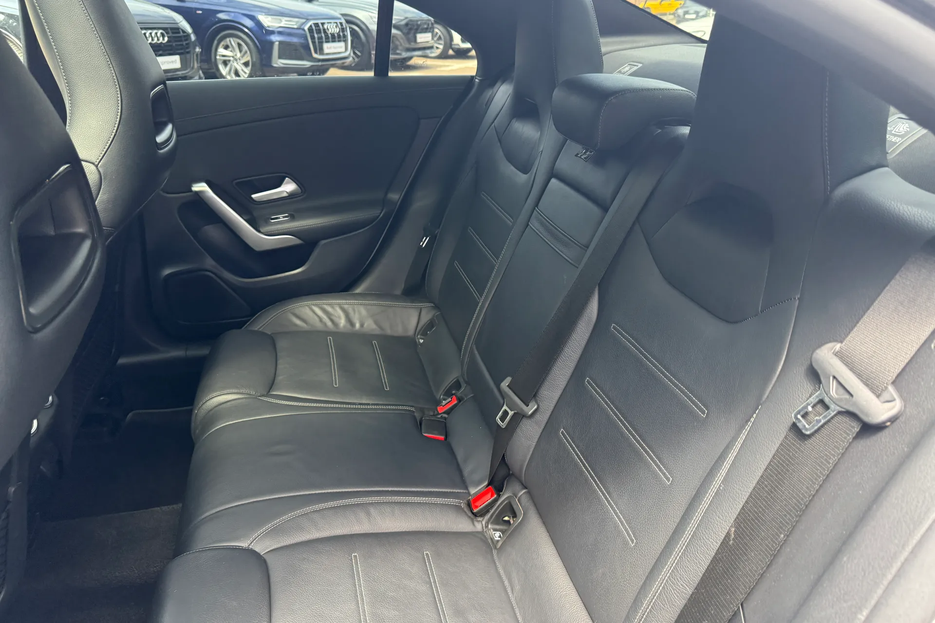 MERCEDES-BENZ CLA thumbnail image number 45