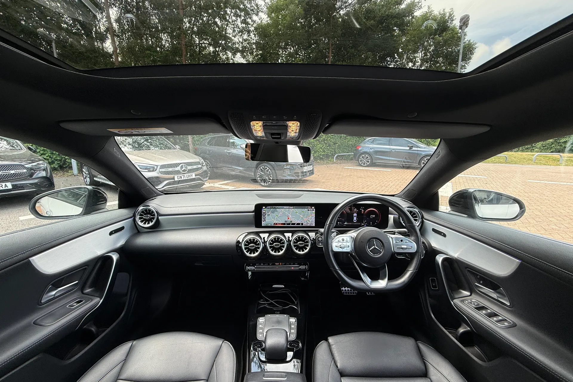 MERCEDES-BENZ CLA thumbnail image number 3