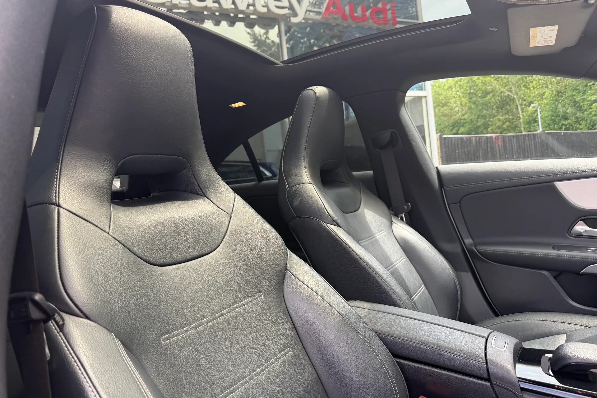 MERCEDES-BENZ CLA thumbnail image number 26