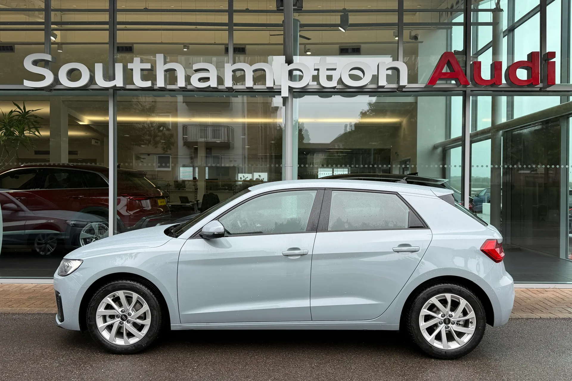 Audi A1 thumbnail image number 47