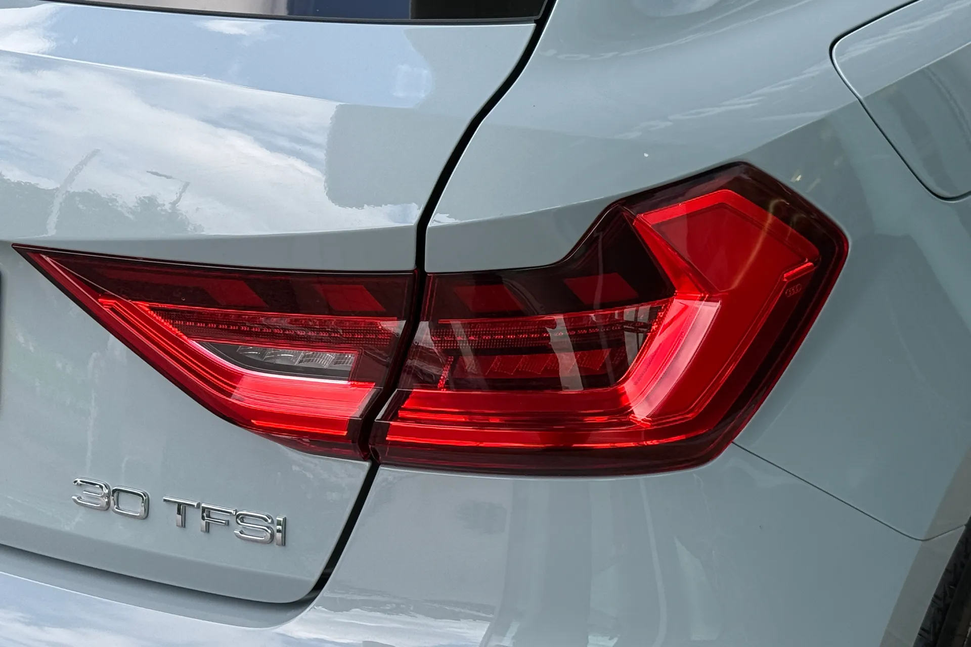 Audi A1 thumbnail image number 42