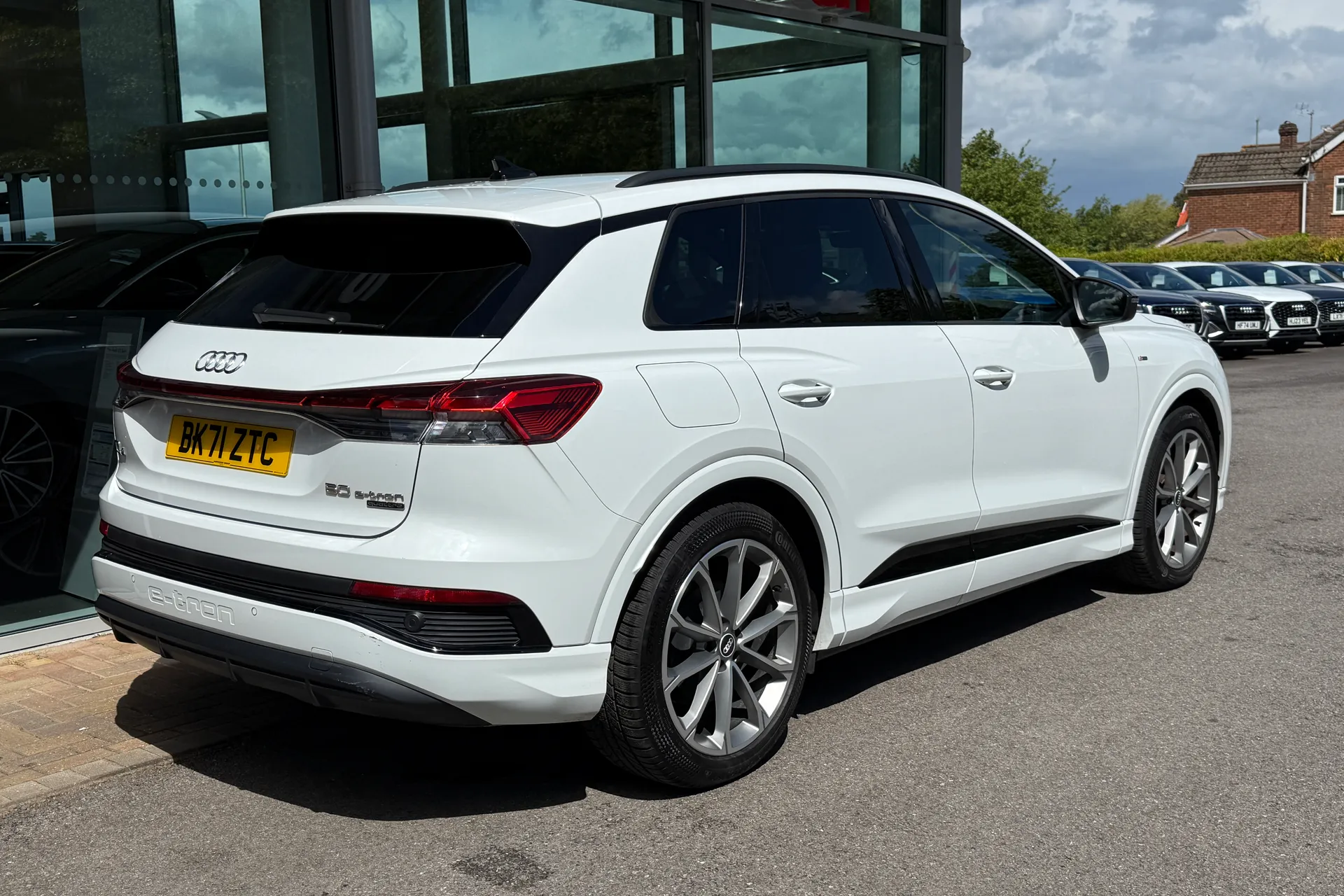 Audi Q4 thumbnail image number 53