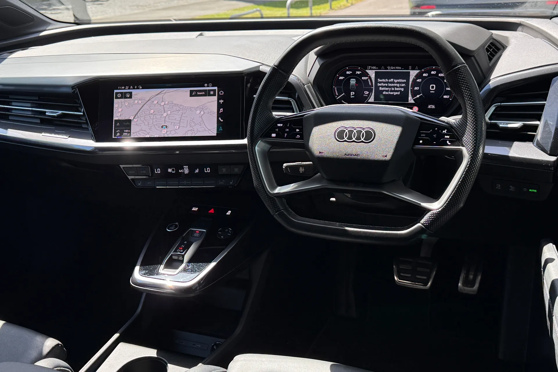 Audi Q4 thumbnail image number 36