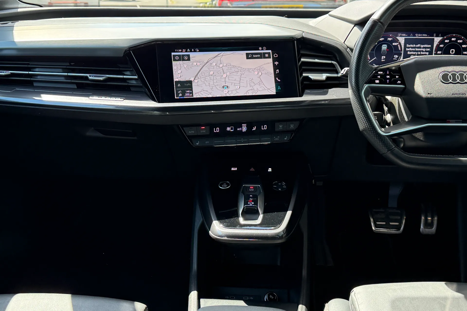 Audi Q4 thumbnail image number 38