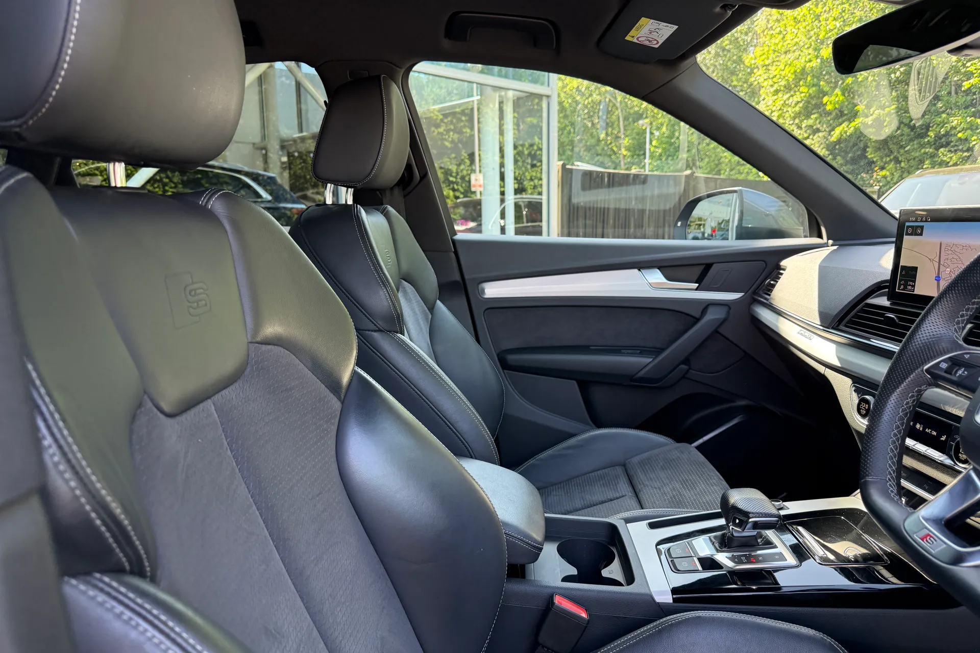 Audi Q5 thumbnail image number 29