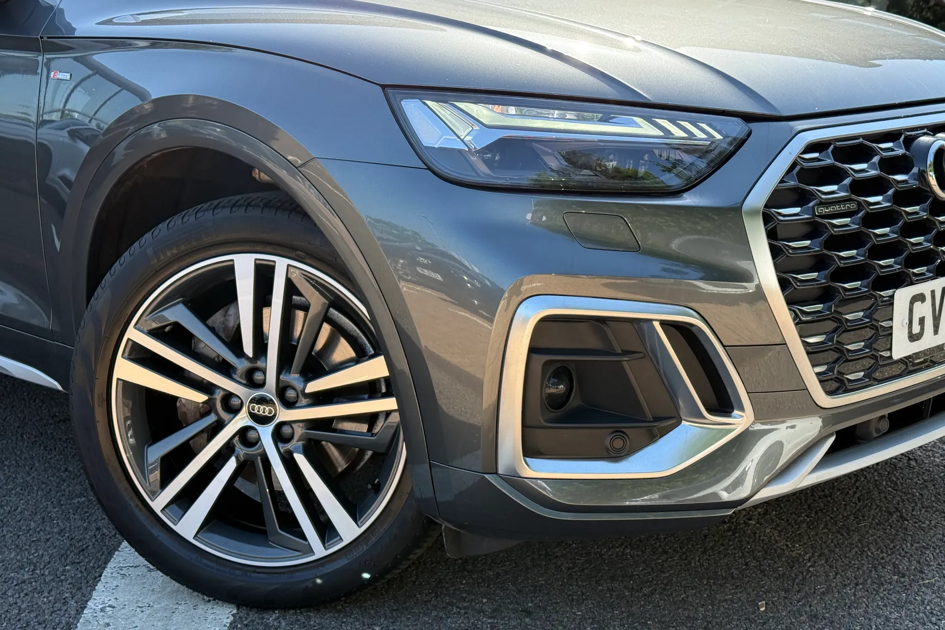 Audi Q5 thumbnail image number 12