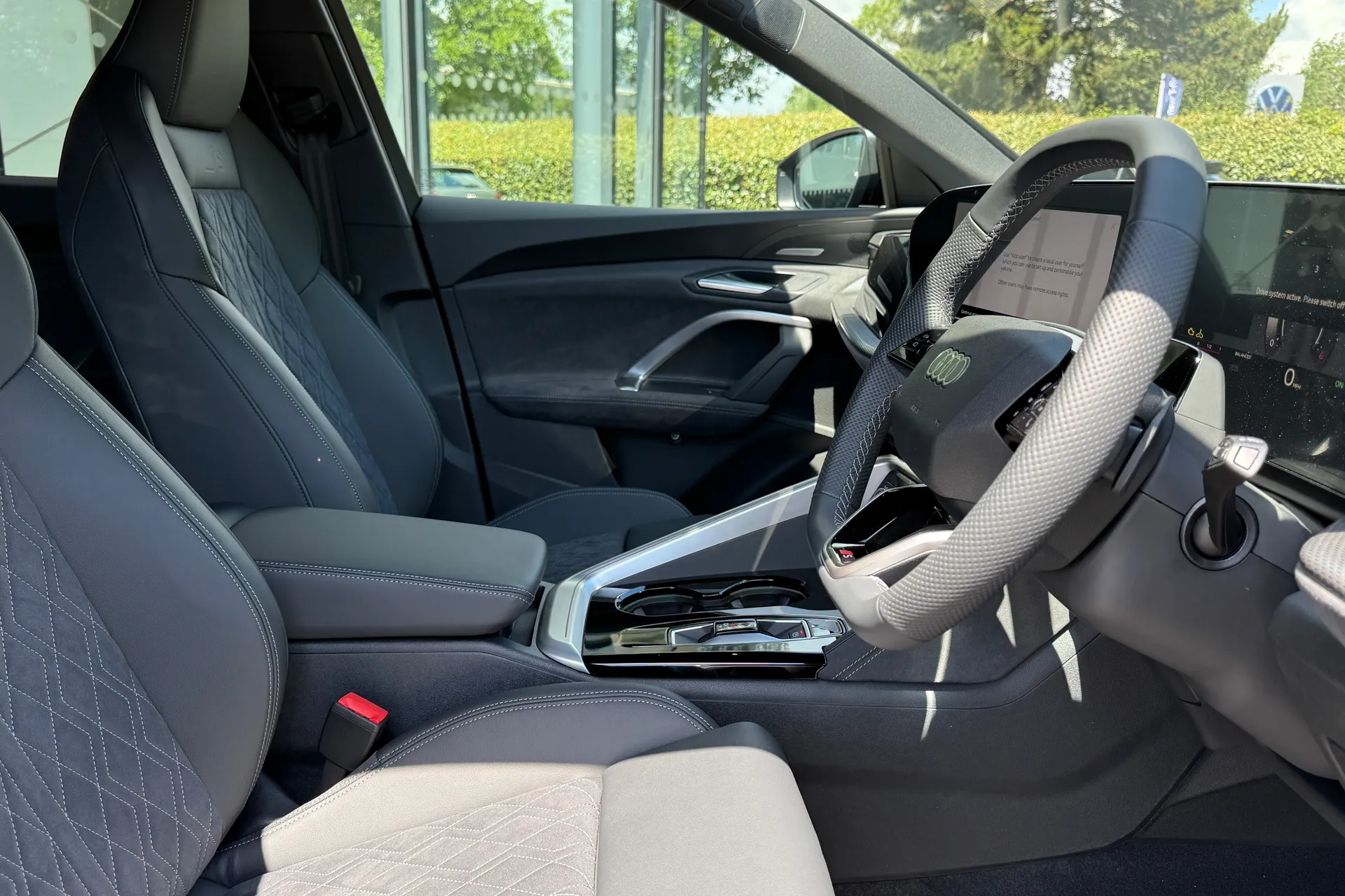 Audi Q5 thumbnail image number 16