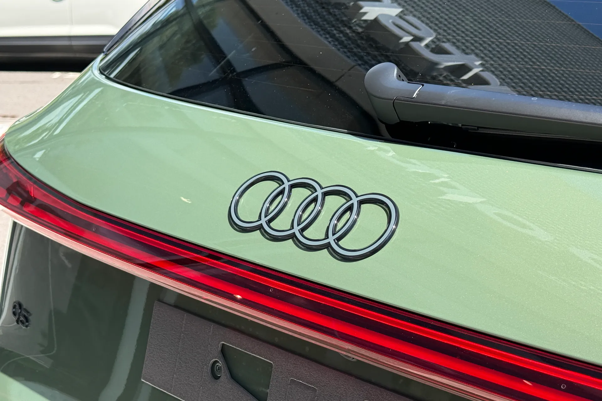 Audi Q5 thumbnail image number 17