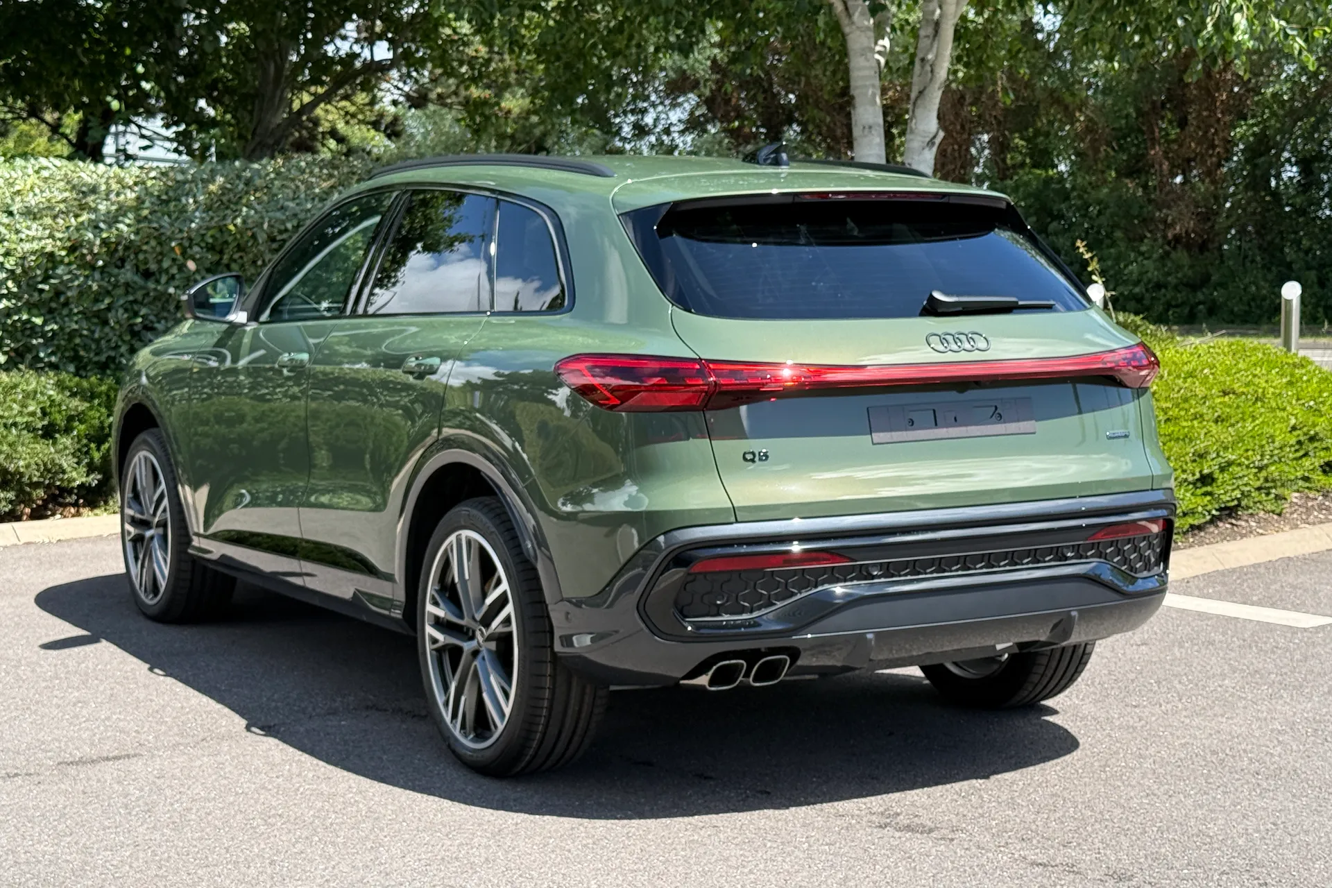 Audi Q5 thumbnail image number 24