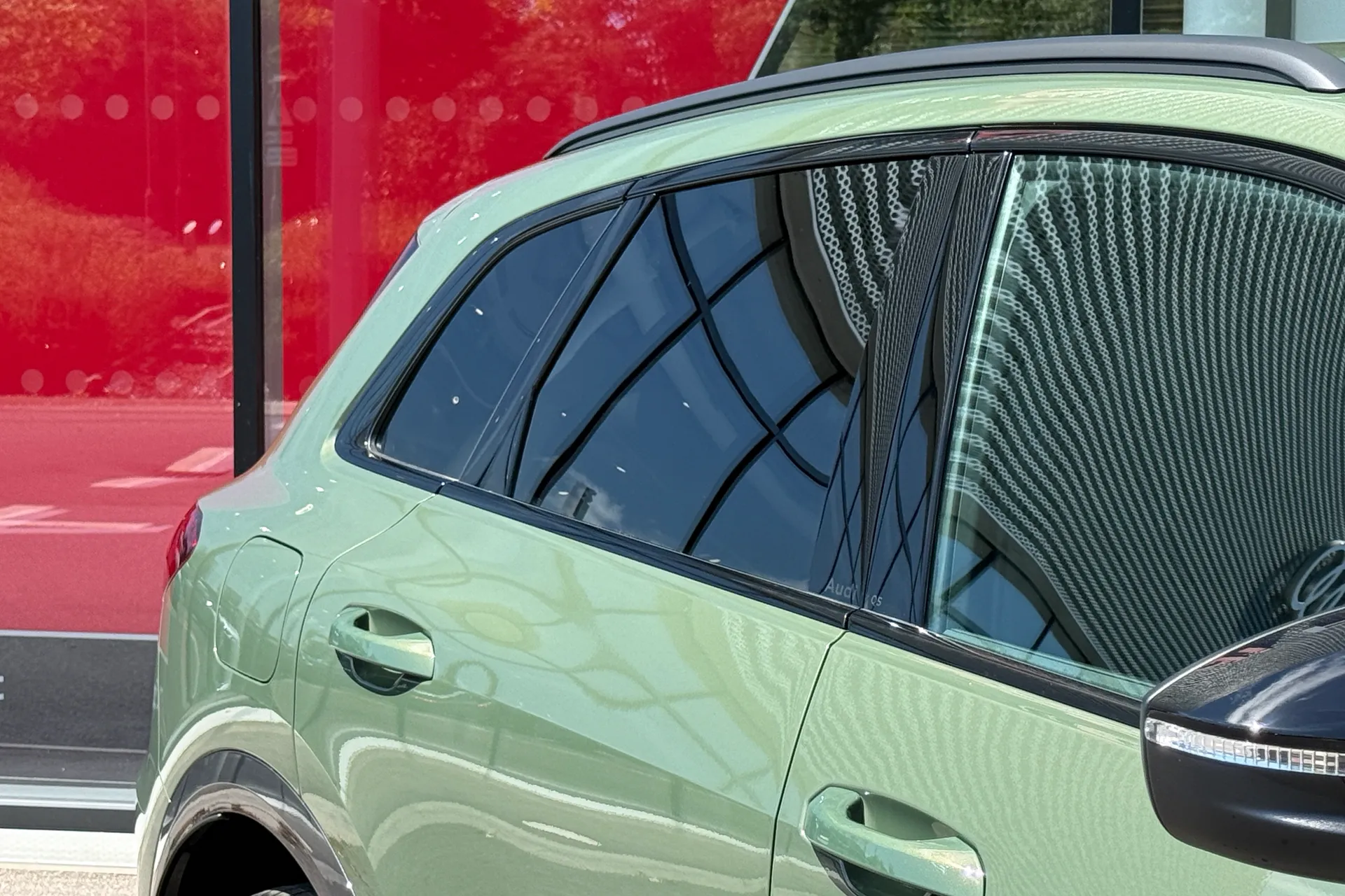 Audi Q5 thumbnail image number 10