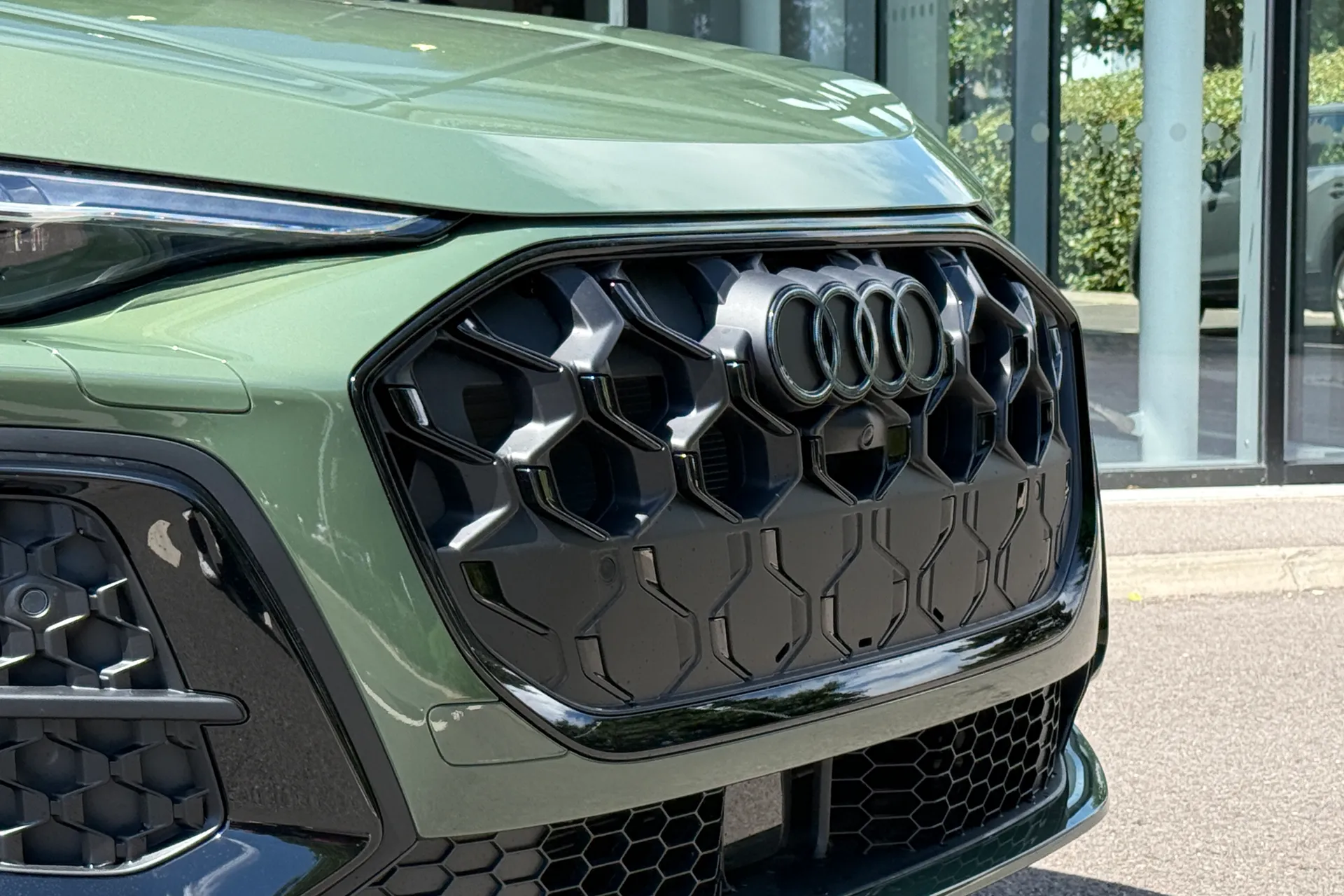Audi Q5 thumbnail image number 5