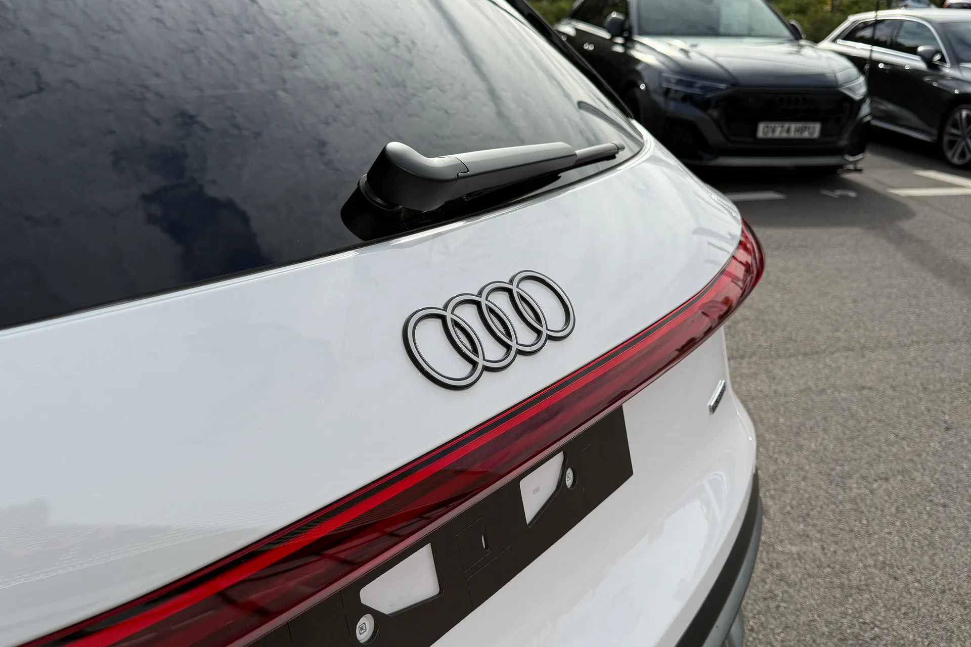 Audi Q5 thumbnail image number 33