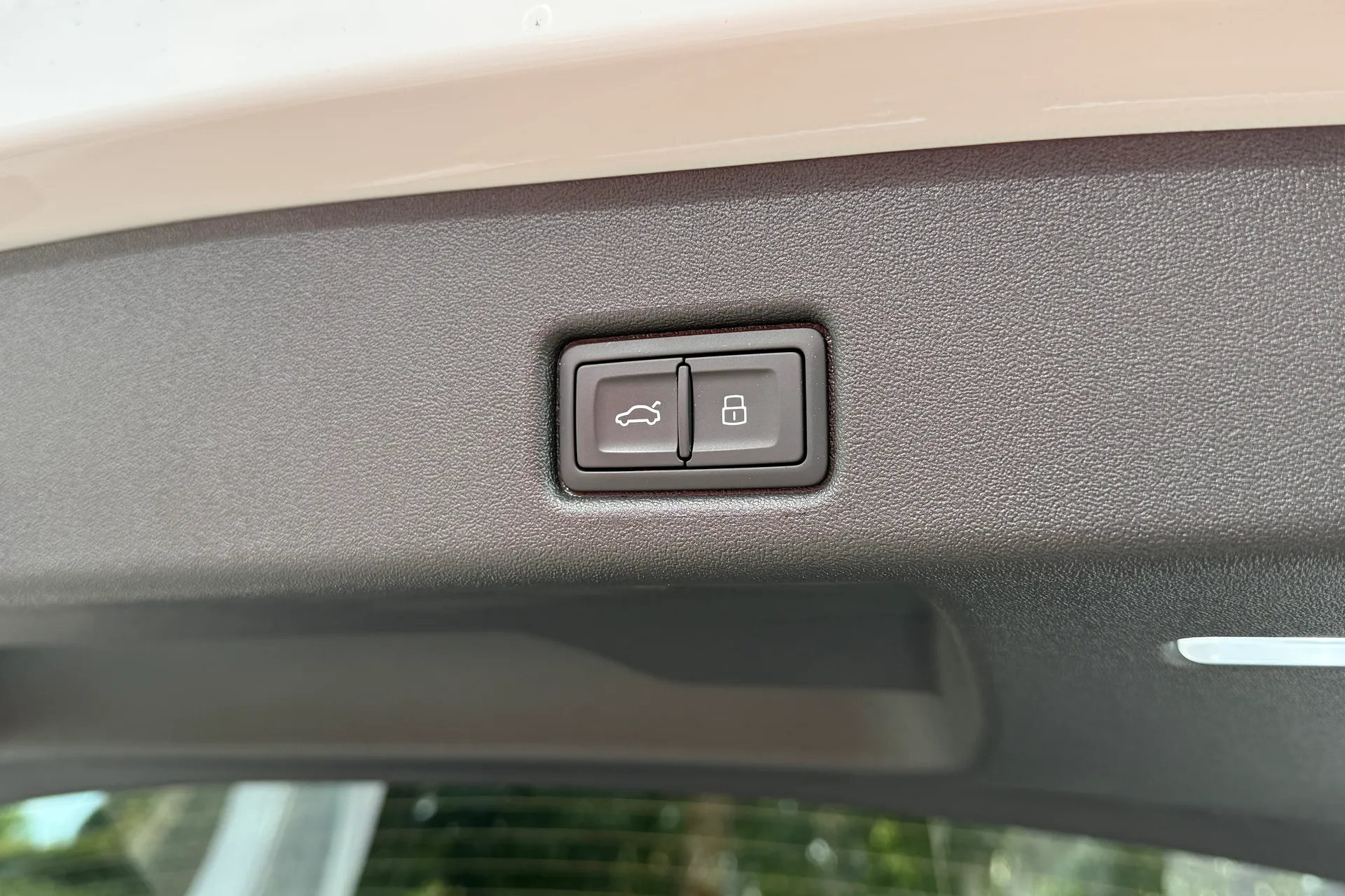 Audi Q5 thumbnail image number 37